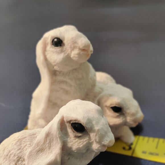 Set of 3 Holland Lop Eared Rabbits made of ceramic or resin. Stands 3.5"W x 5" L - Picture 5 of 9